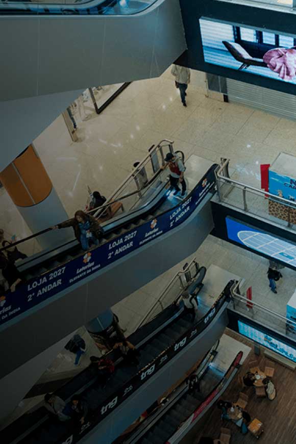 Escadas rolantes do shopping